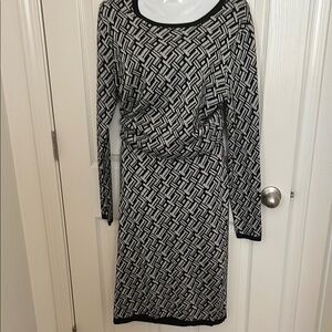 Black and White Long Sleeve Sheath Skirt Set